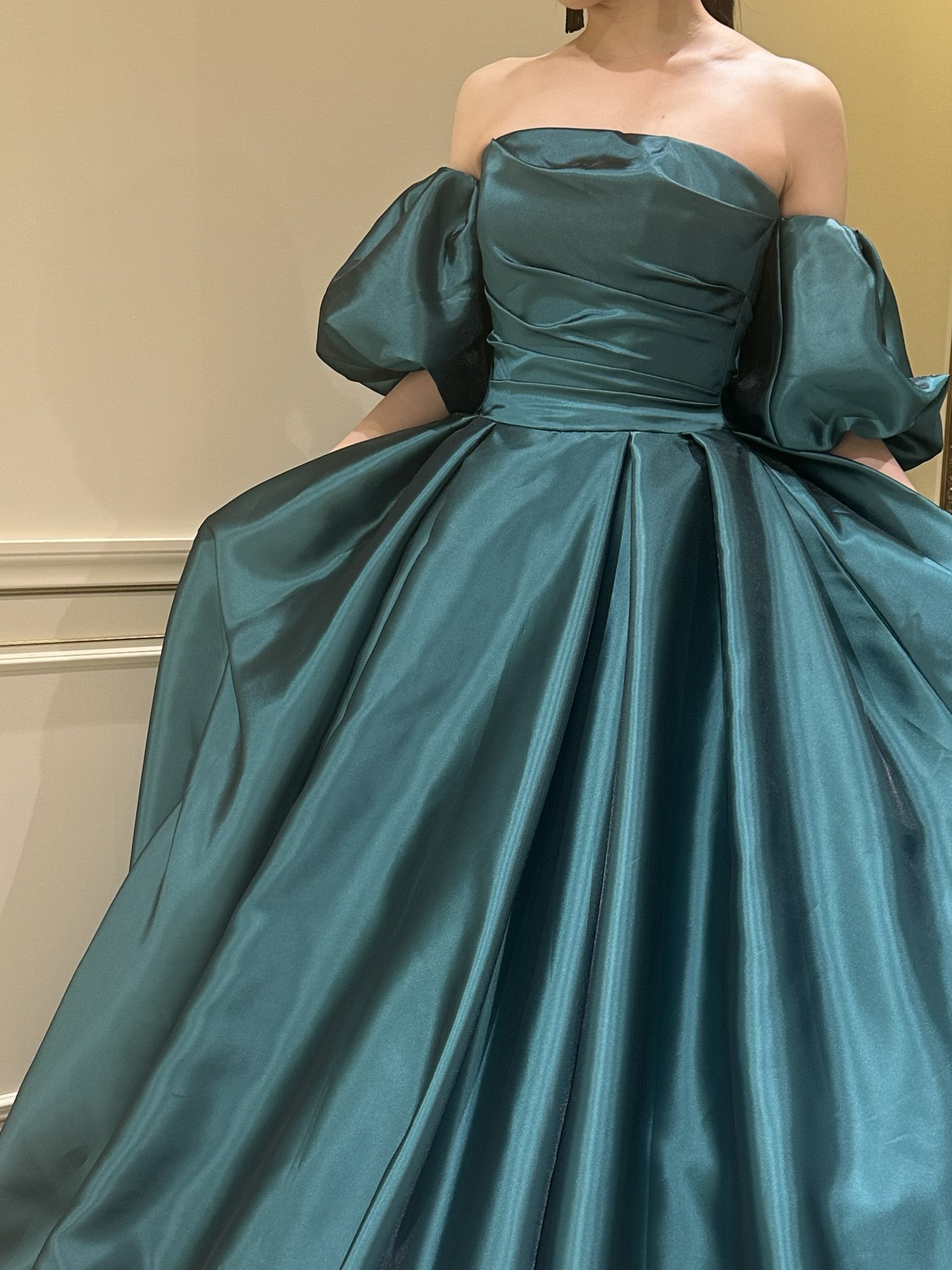 meyou（ミーユー）新作カラードレスのご紹介